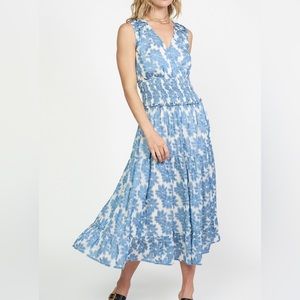 Current Air Midi blue and white sleeveless floral dress